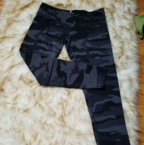 Tuff athletics camo leggings Clearance